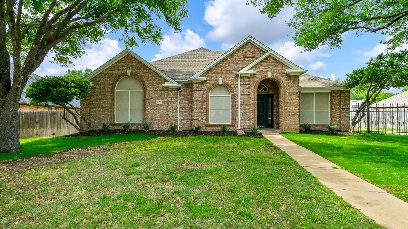 709 Coal Creek Drive Mansfield TX 76063
