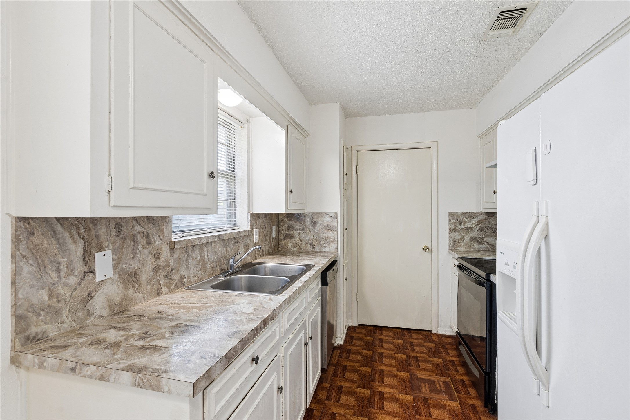 6609 Vega Drive Fort Worth TX 76133