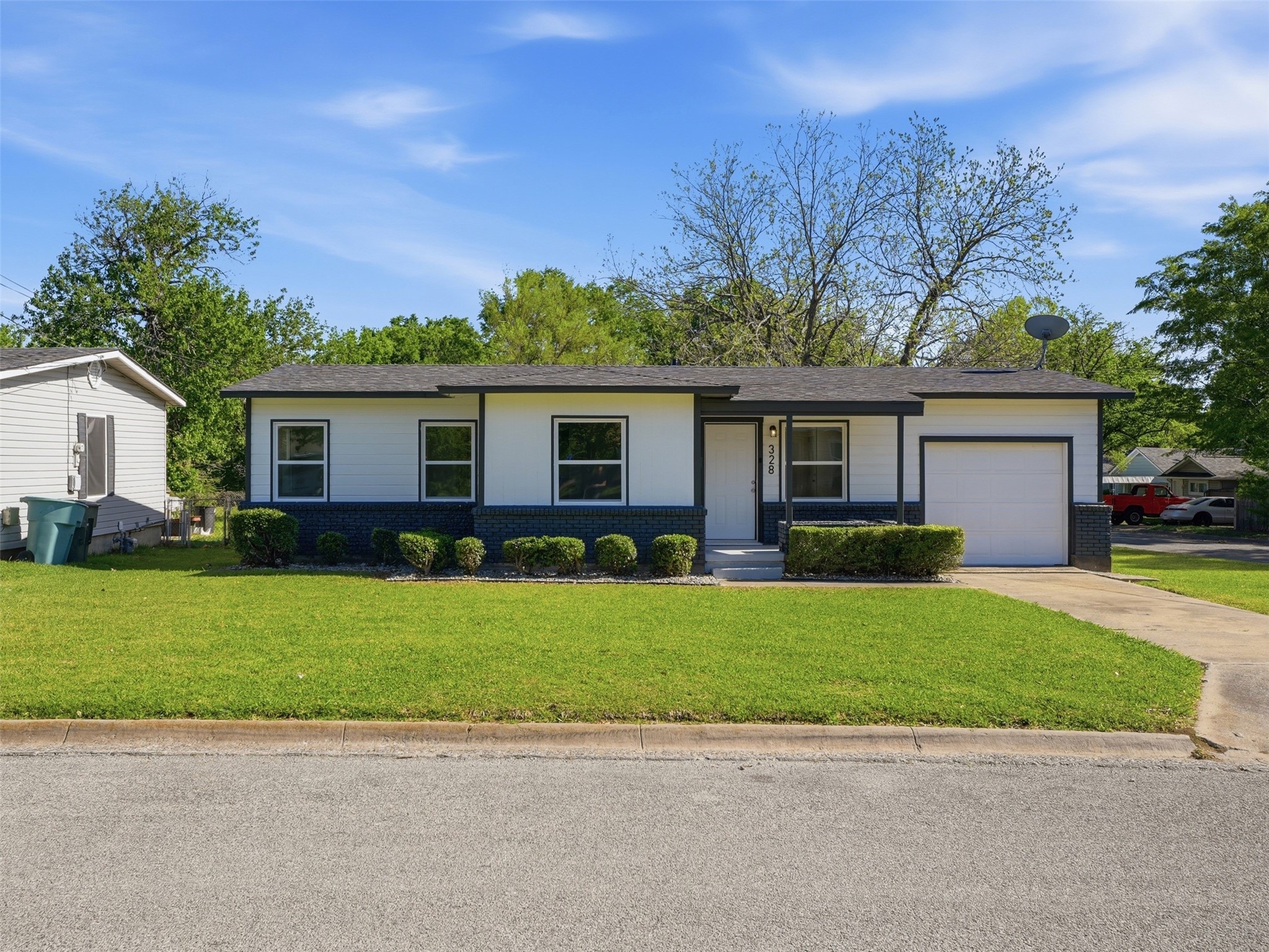 328 W Burton Street Sherman TX 75092