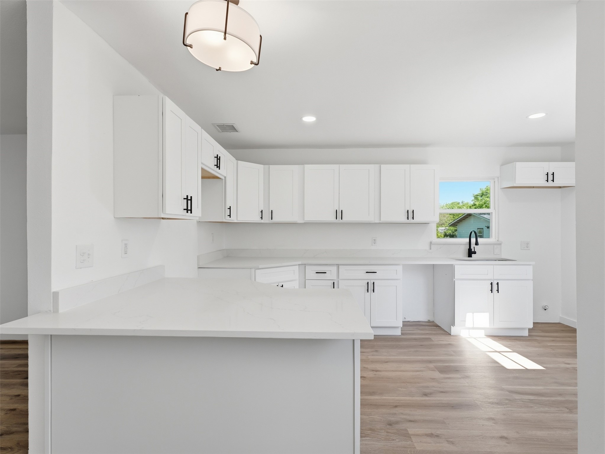 328 W Burton Street Sherman TX 75092
