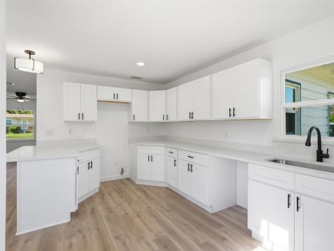 328 W Burton Street Sherman TX 75092