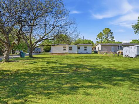 328 W Burton Street Sherman TX 75092