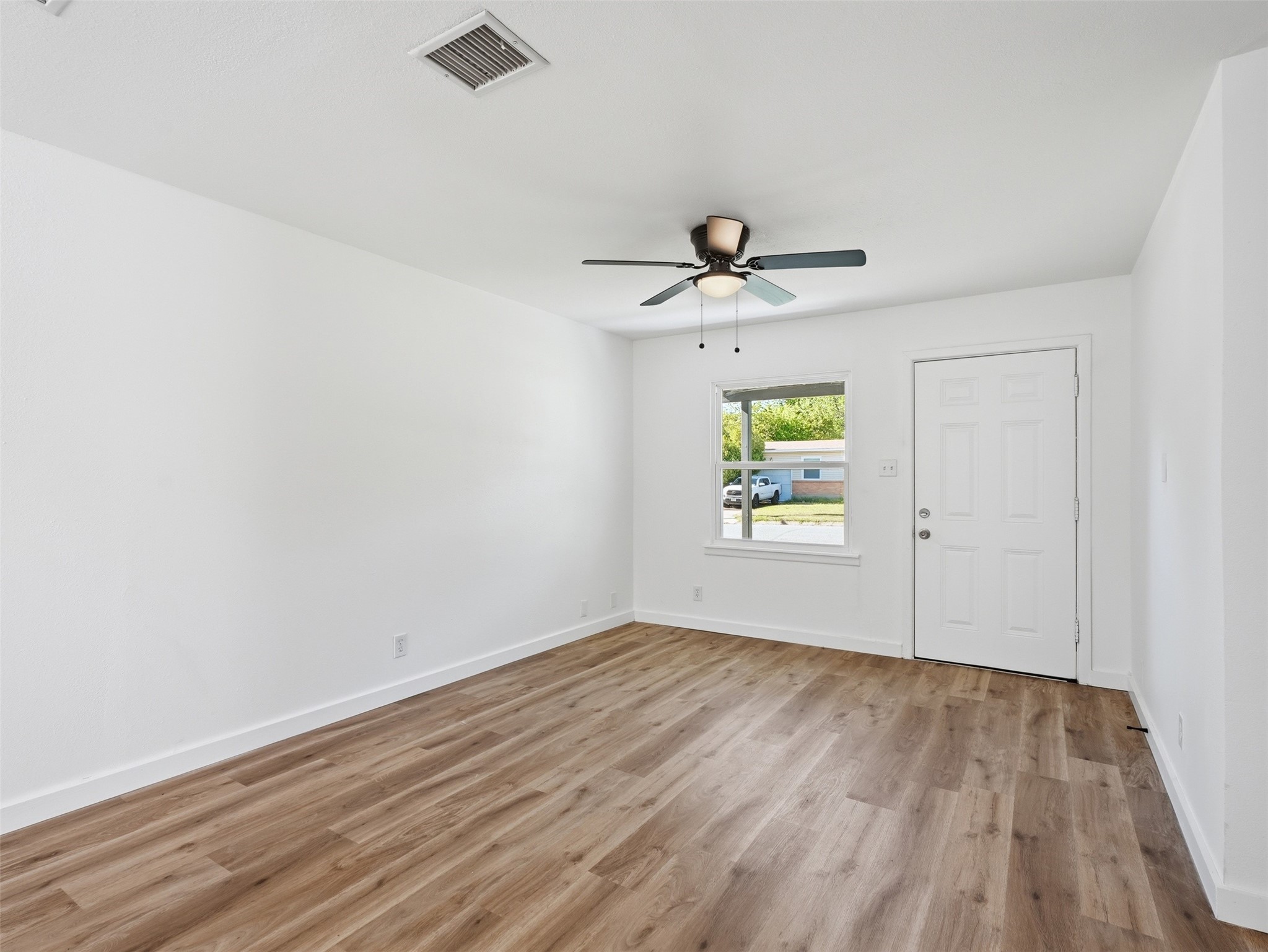 328 W Burton Street Sherman TX 75092