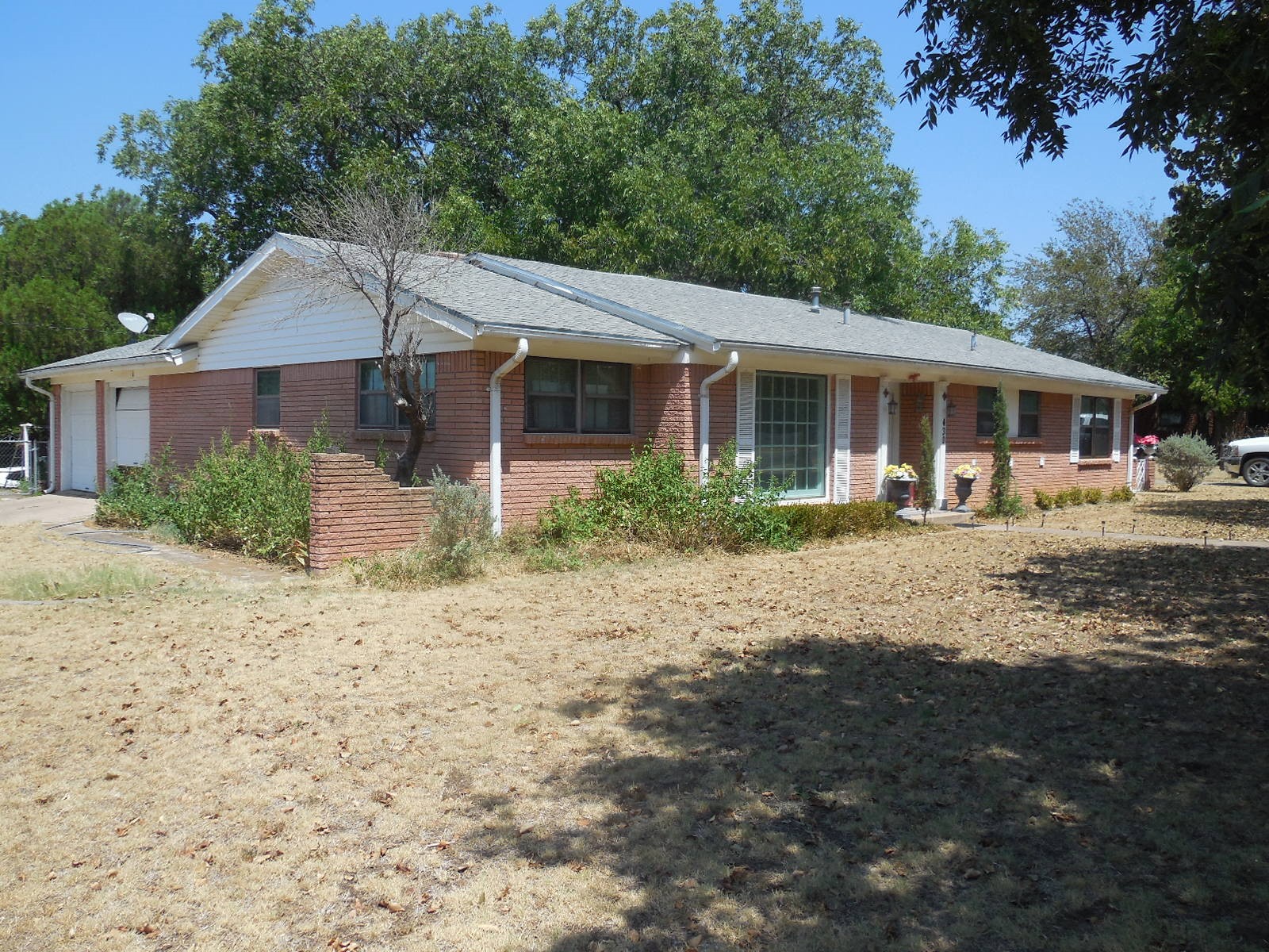430 W Main Street Ranger TX 76470