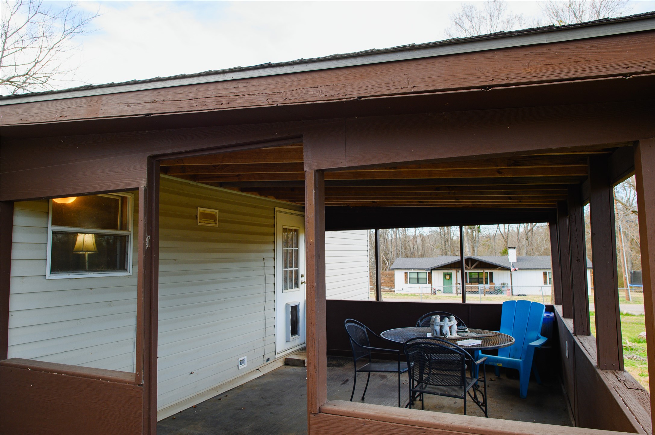 336 Heddingham Drive Gordonville TX 76245