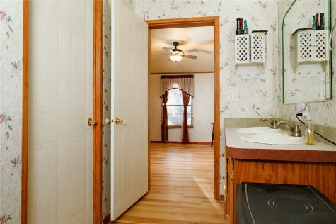 336 Heddingham Drive Gordonville TX 76245