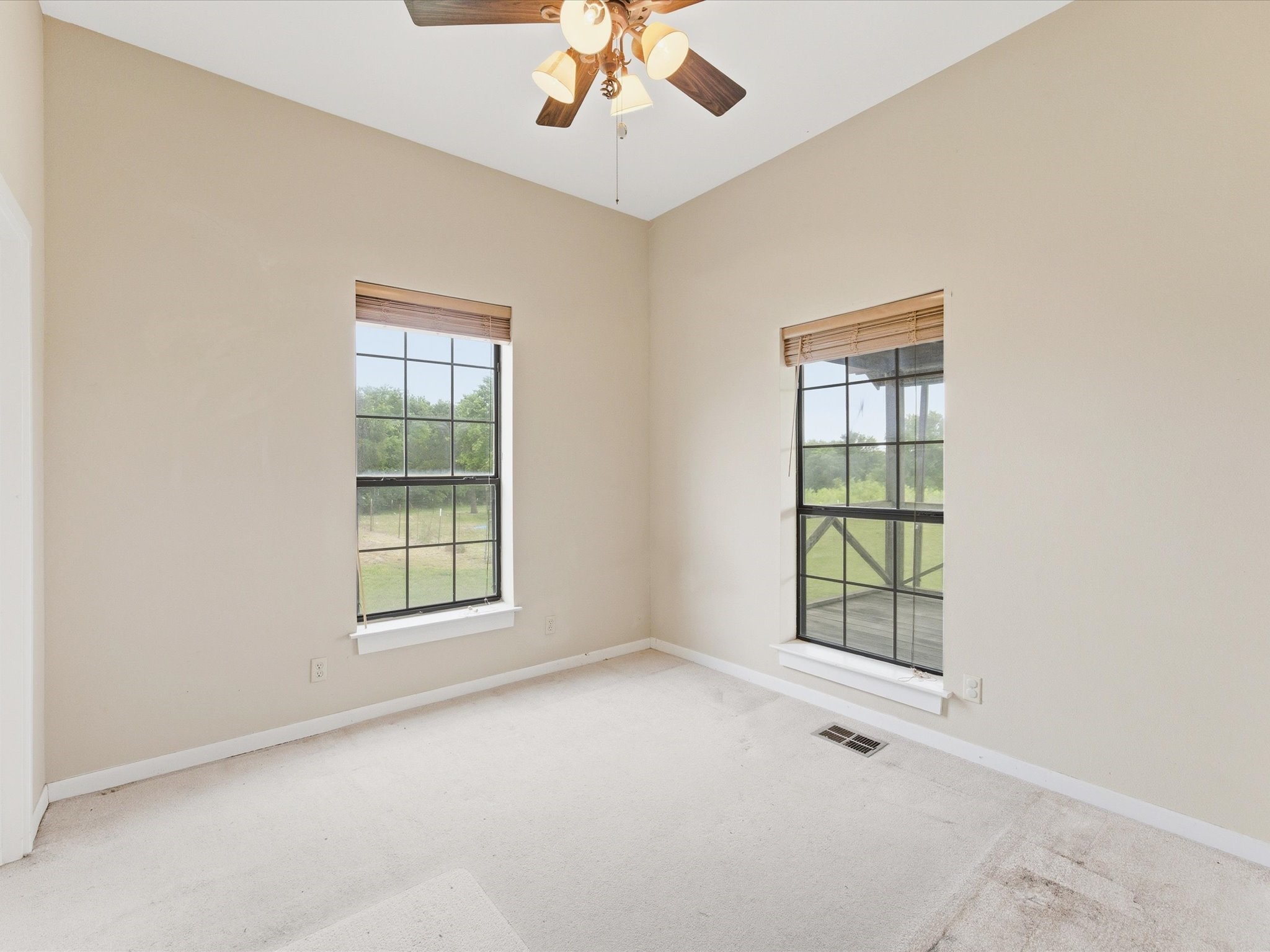 750 Lyons Road Ennis TX 75119