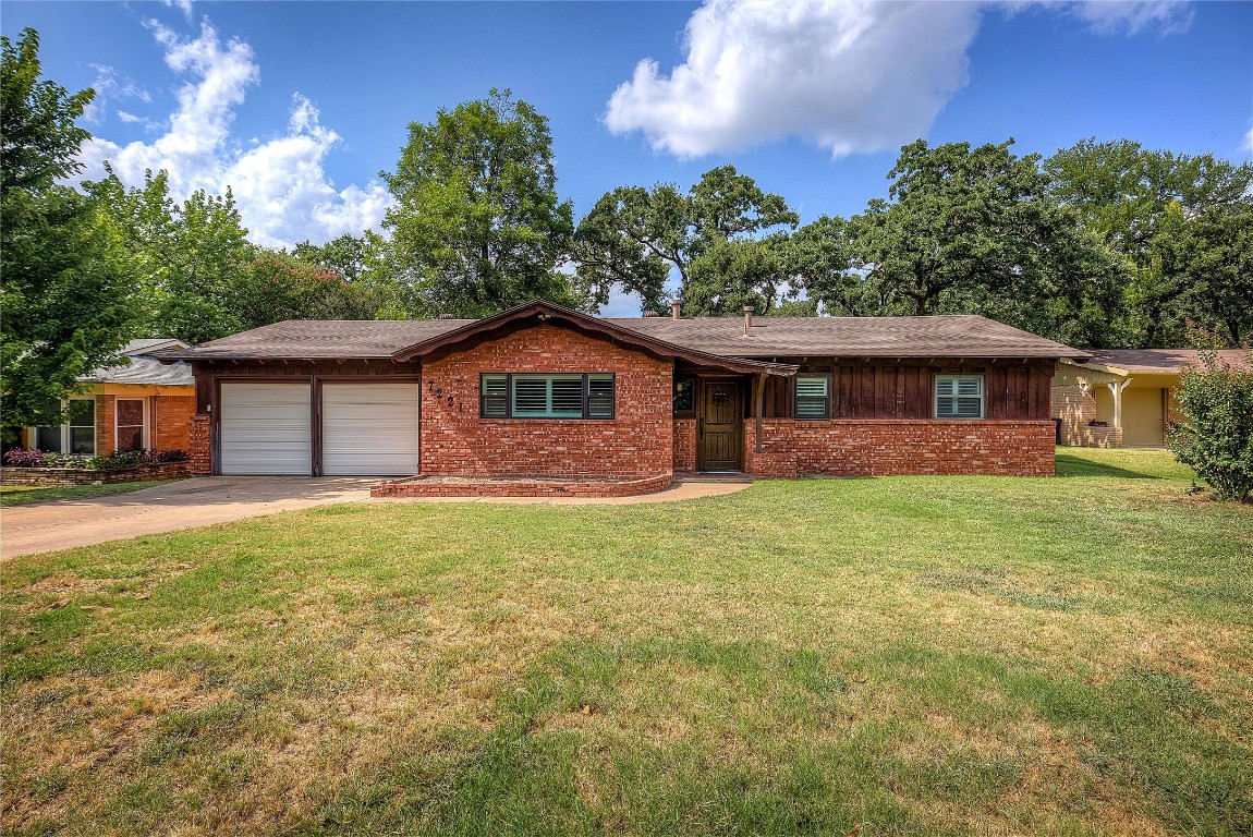 7221 Jewell Avenue Fort Worth TX 76112
