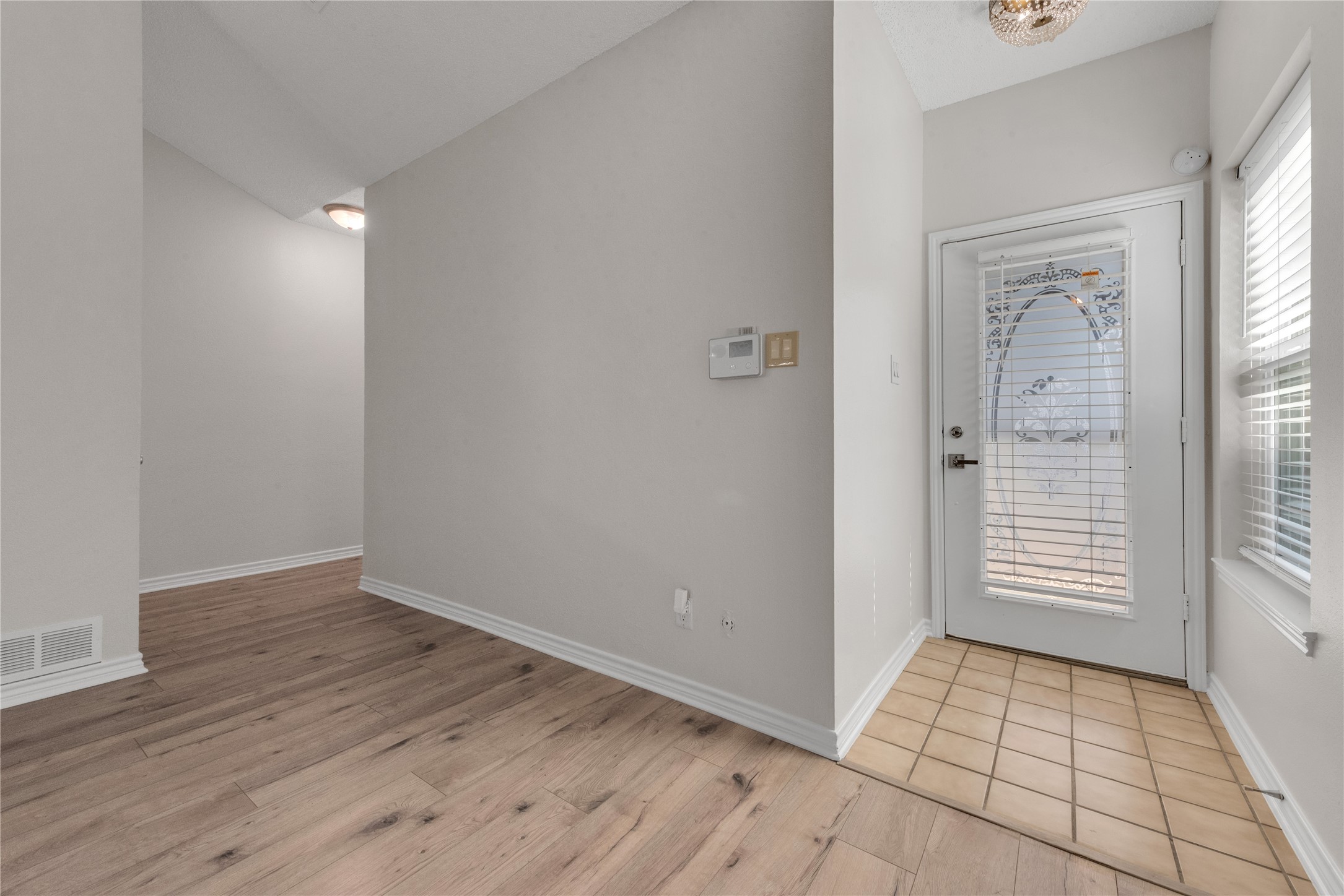 613 Canterbury Street Euless TX 76039