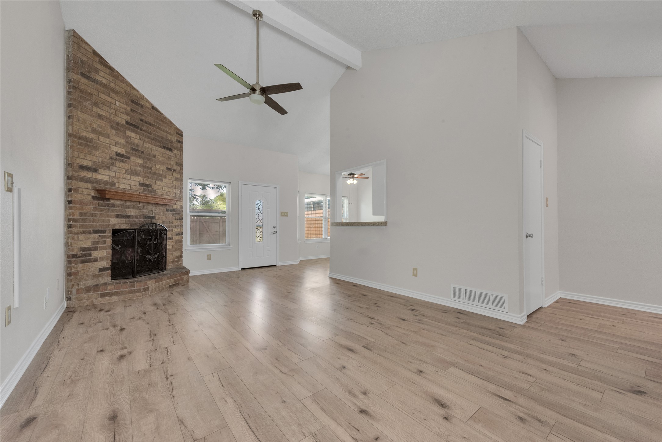 613 Canterbury Street Euless TX 76039