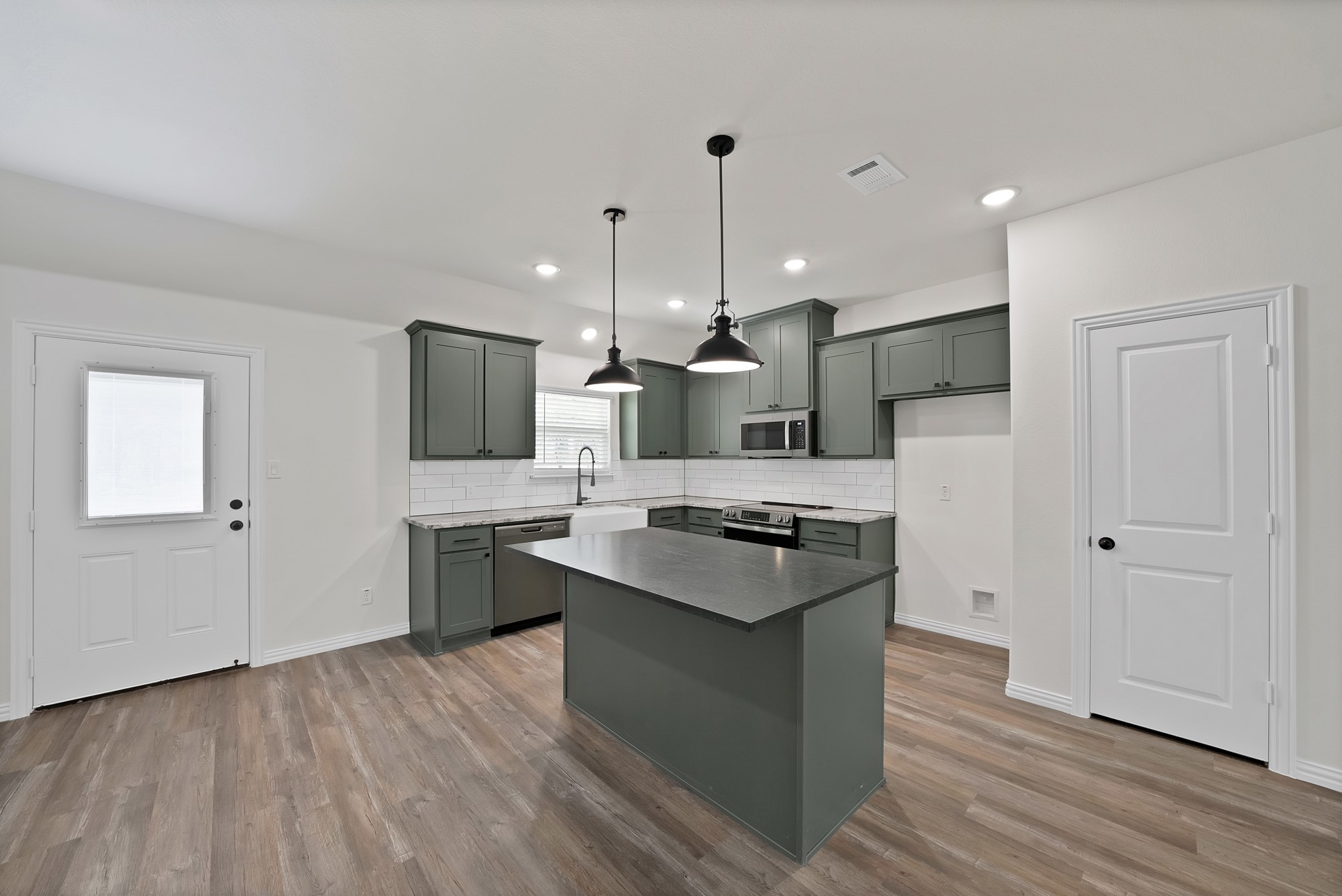 120 Sedona Creek Court Poolville TX 76487