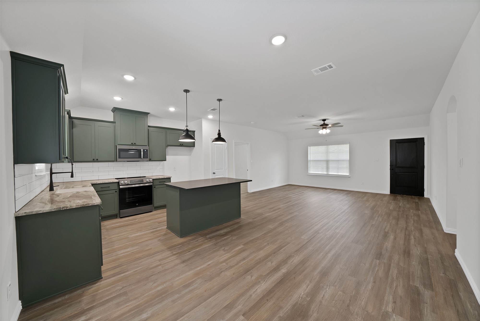120 Sedona Creek Court Poolville TX 76487