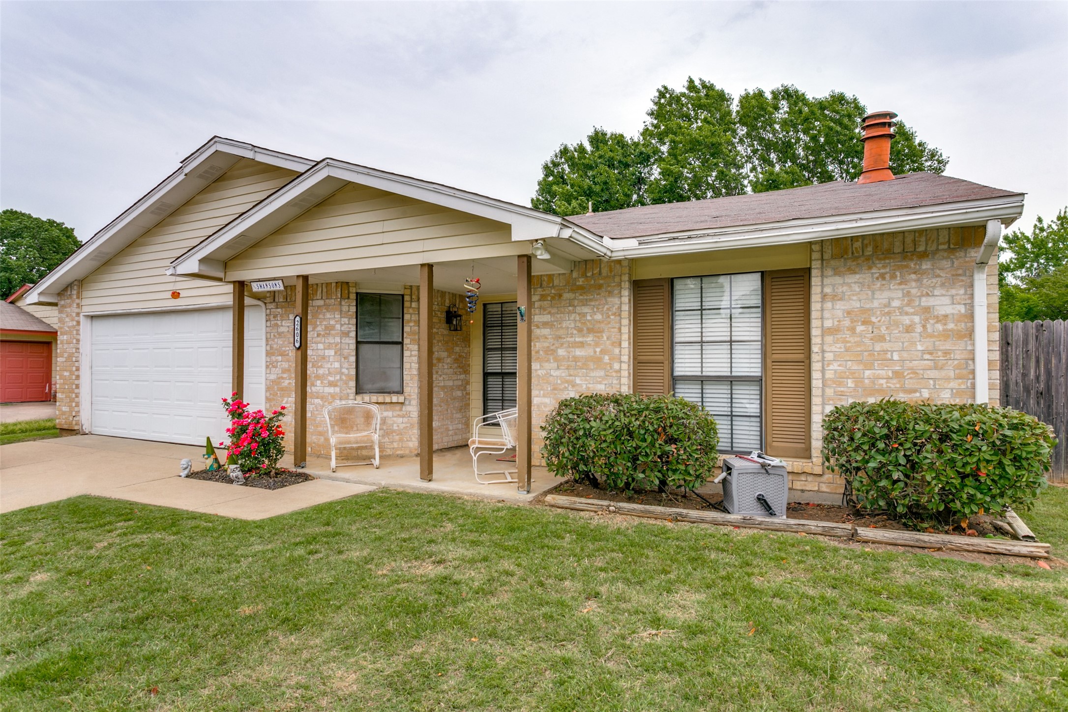 2606 Lawndale Lane Euless TX 76039