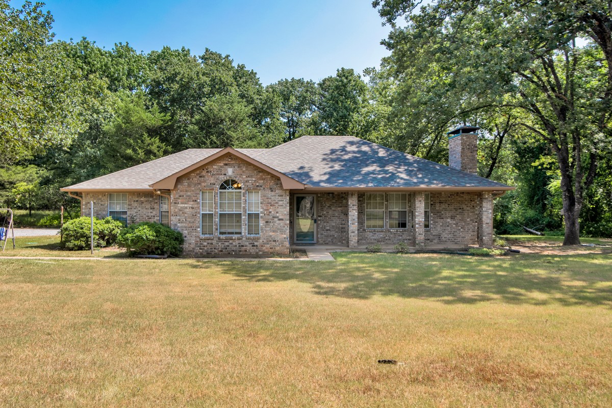 4942 E Highway 69 Denison TX 75021
