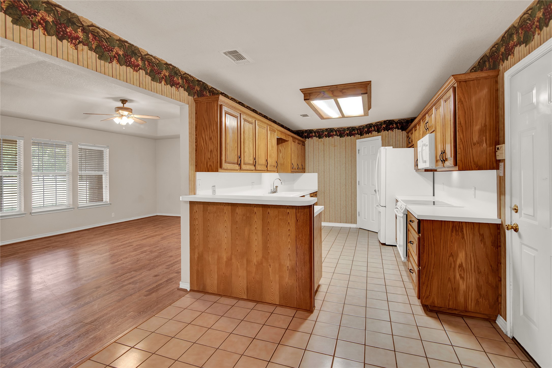 4942 E Highway 69 Denison TX 75021
