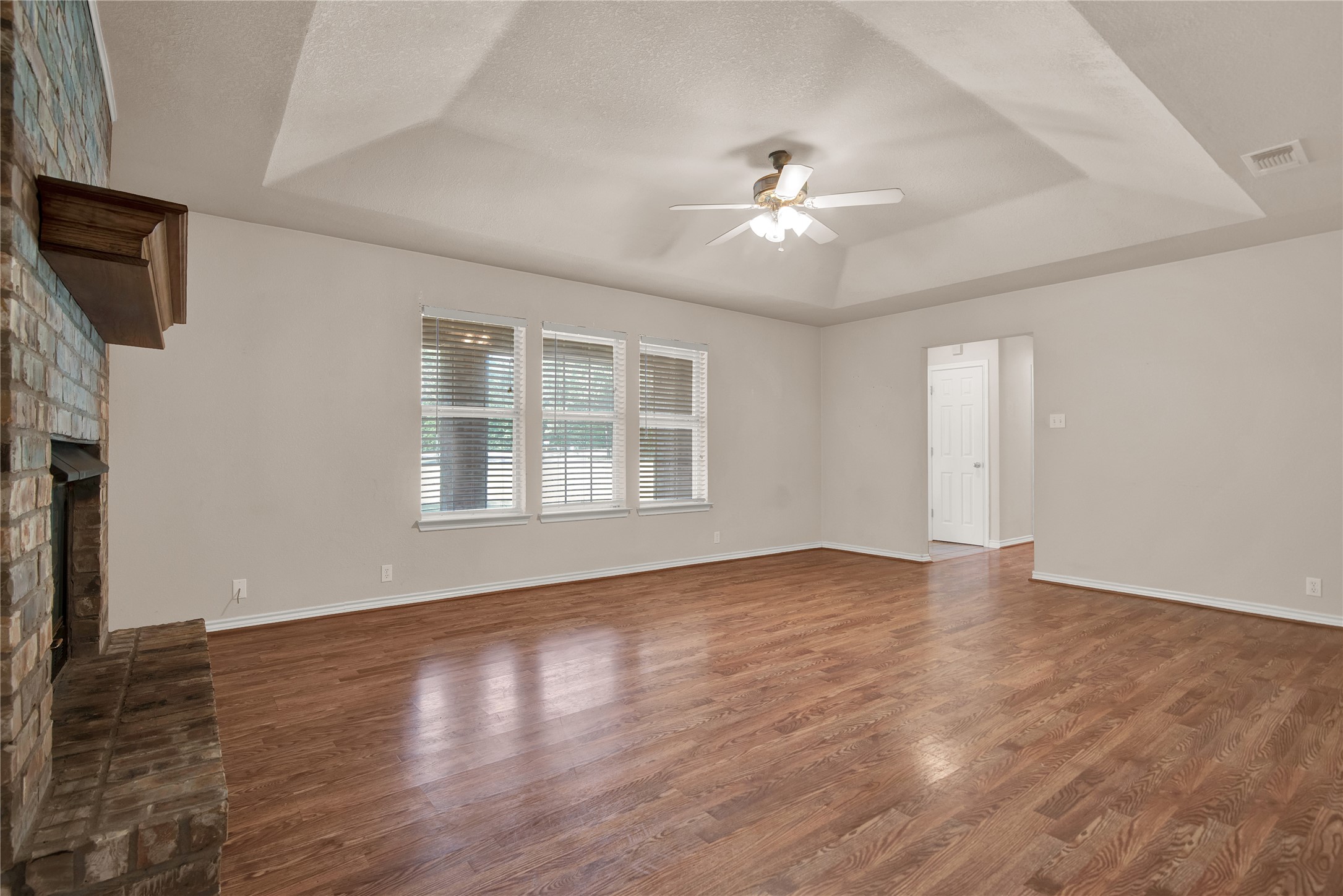 4942 E Highway 69 Denison TX 75021