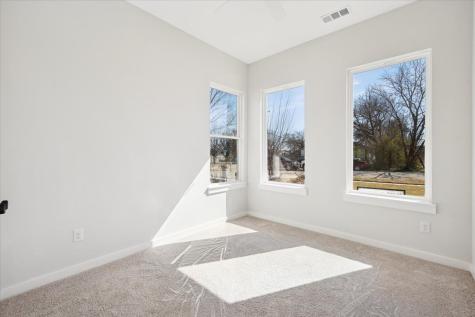 1633 E Tucker Street Fort Worth TX 76104