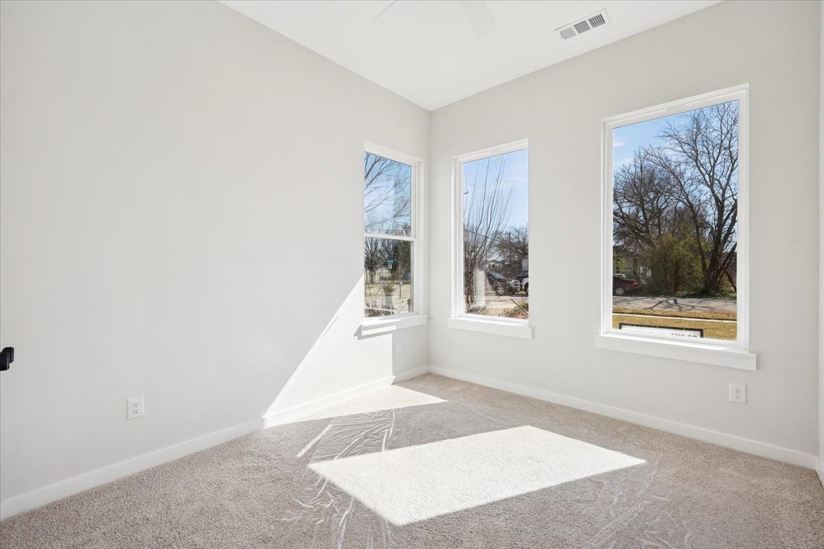 1633 E Tucker Street Fort Worth TX 76104
