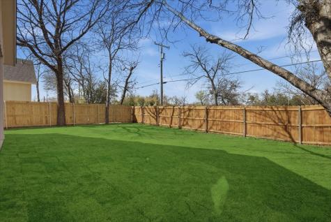 1633 E Tucker Street Fort Worth TX 76104