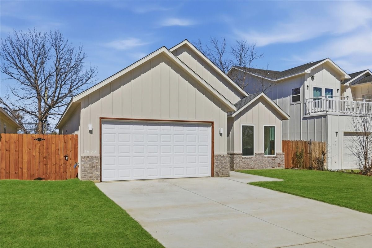 1633 E Tucker Street Fort Worth TX 76104