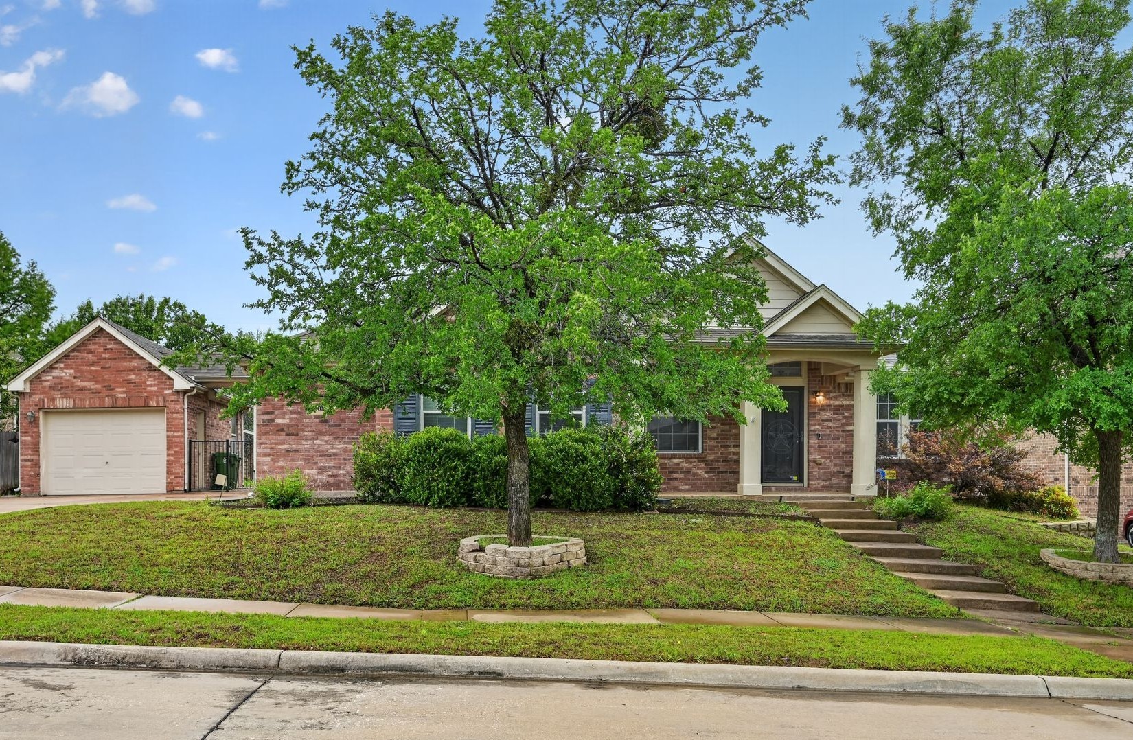 6308 Inverness Drive North Richland Hills TX 76180