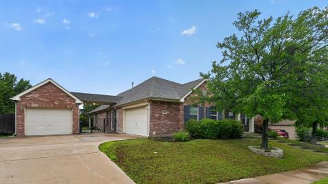 6308 Inverness Drive North Richland Hills TX 76180