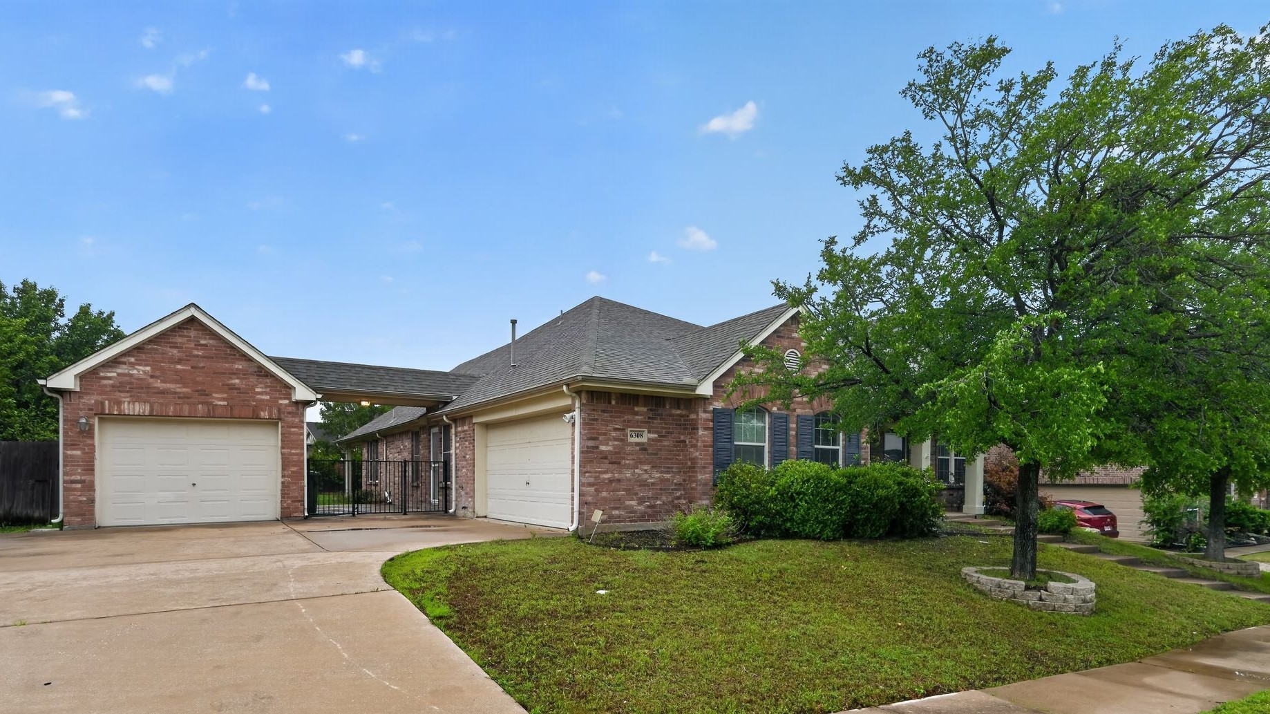 6308 Inverness Drive North Richland Hills TX 76180