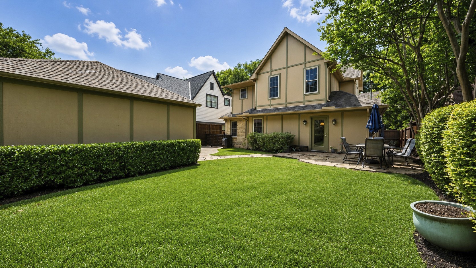 6427 Lakewood Boulevard Dallas TX 75214
