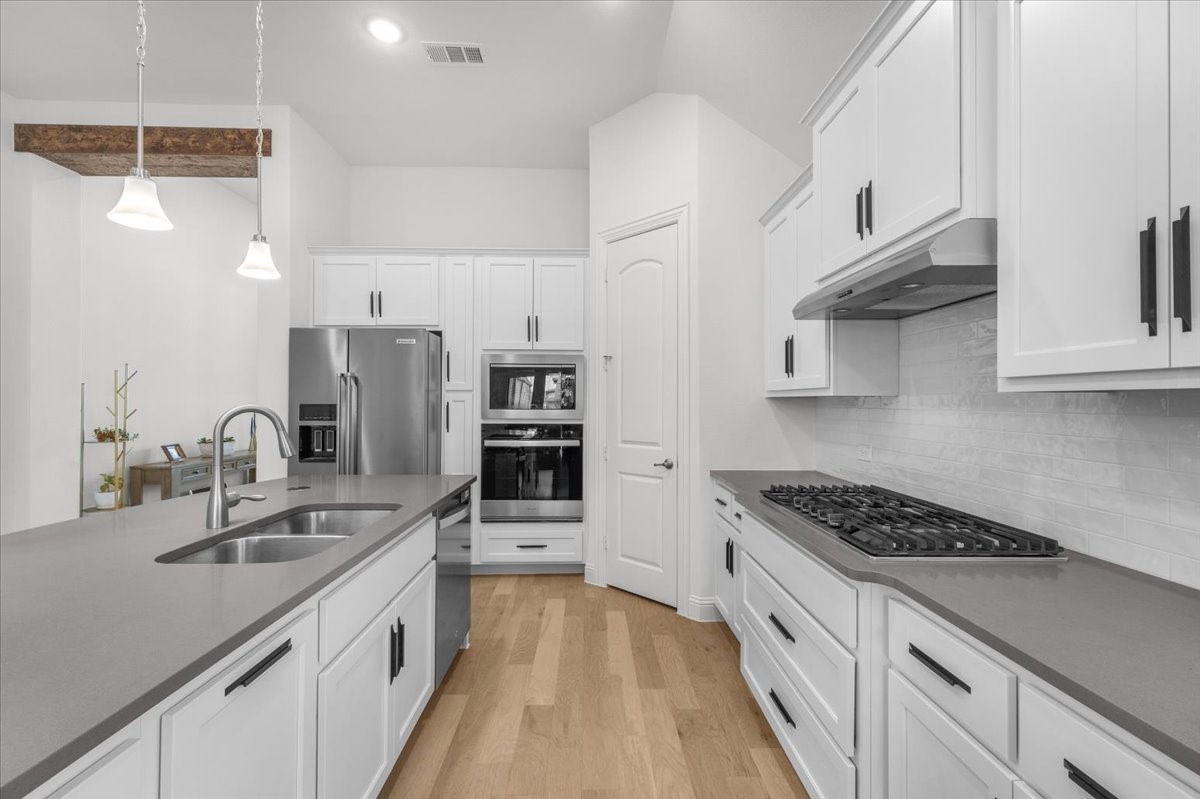 5316 Markham Ferry Drive Fort Worth TX 76179
