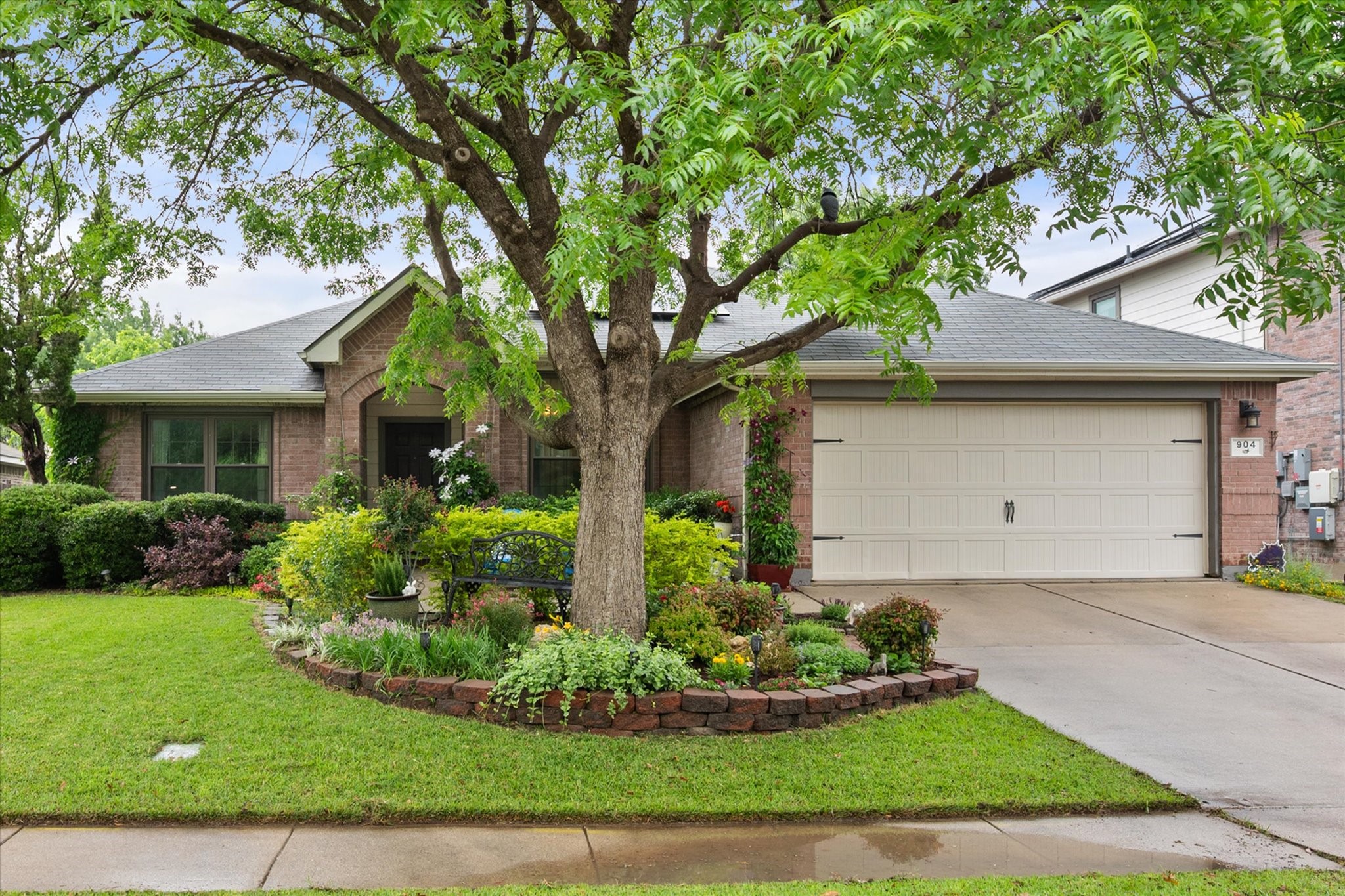 904 Lindstrom Drive Fort Worth TX 76131