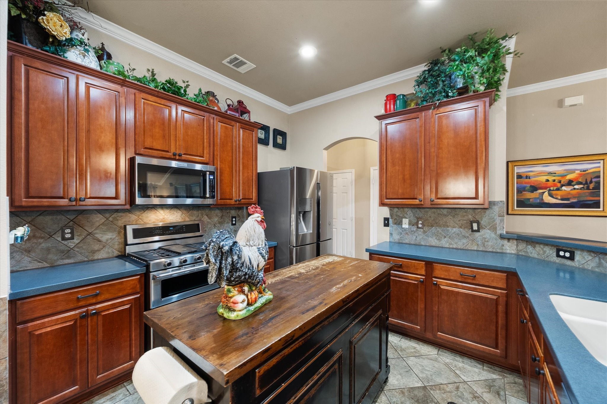 904 Lindstrom Drive Fort Worth TX 76131