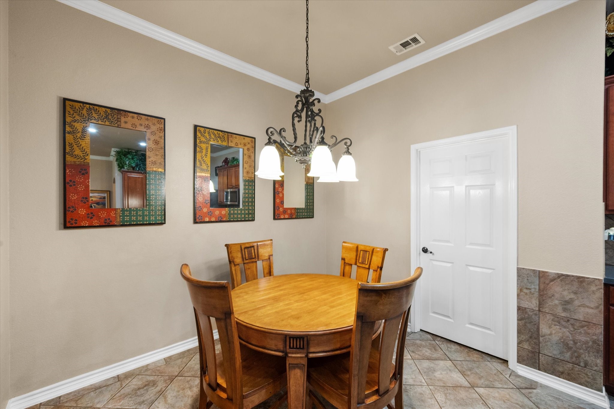 904 Lindstrom Drive Fort Worth TX 76131