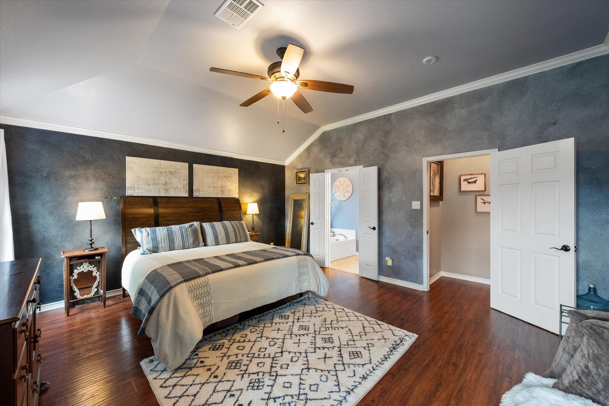 904 Lindstrom Drive Fort Worth TX 76131