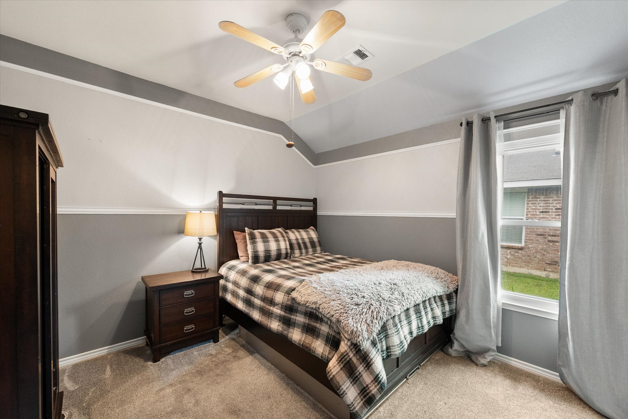 904 Lindstrom Drive Fort Worth TX 76131
