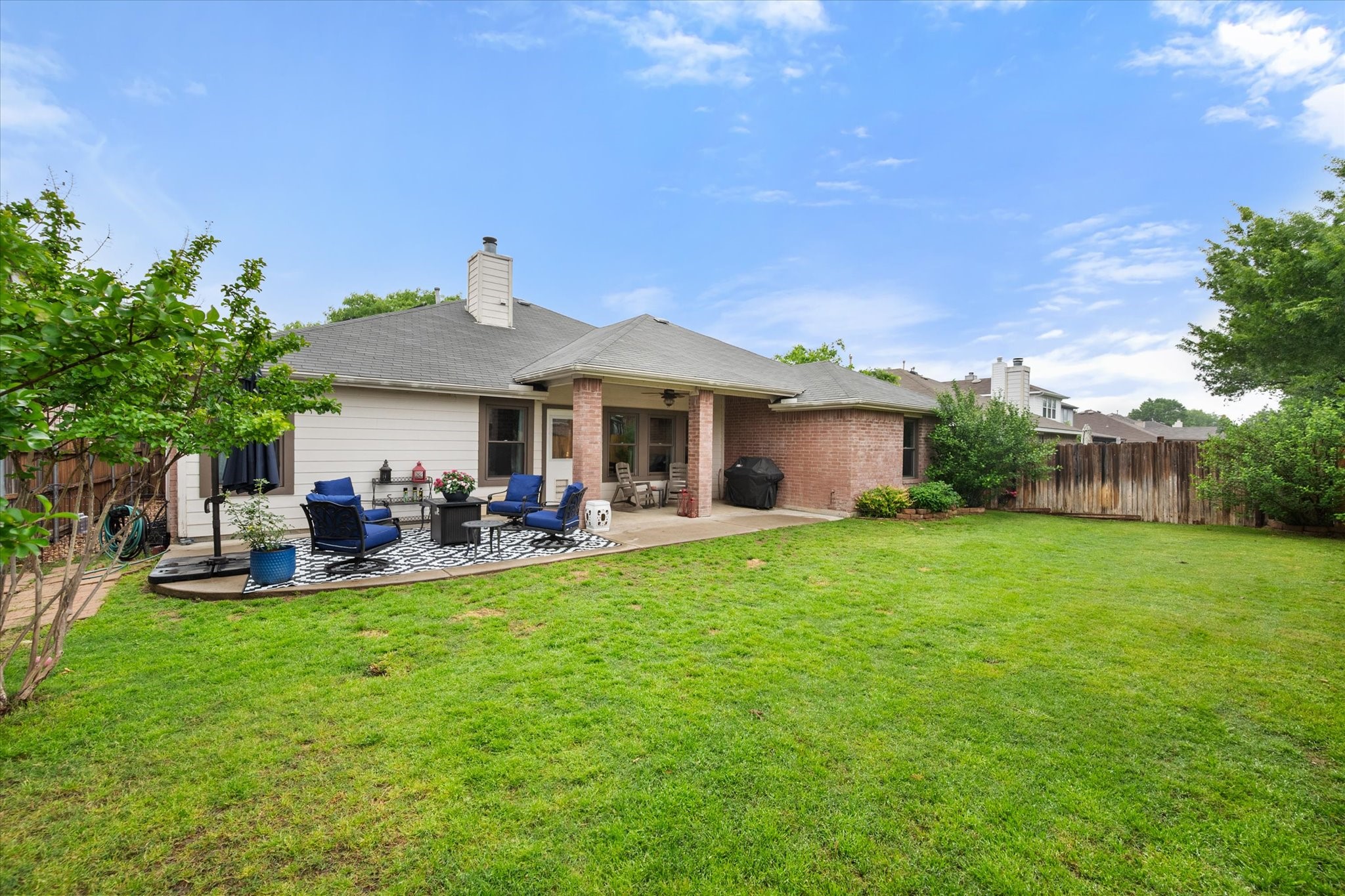 904 Lindstrom Drive Fort Worth TX 76131