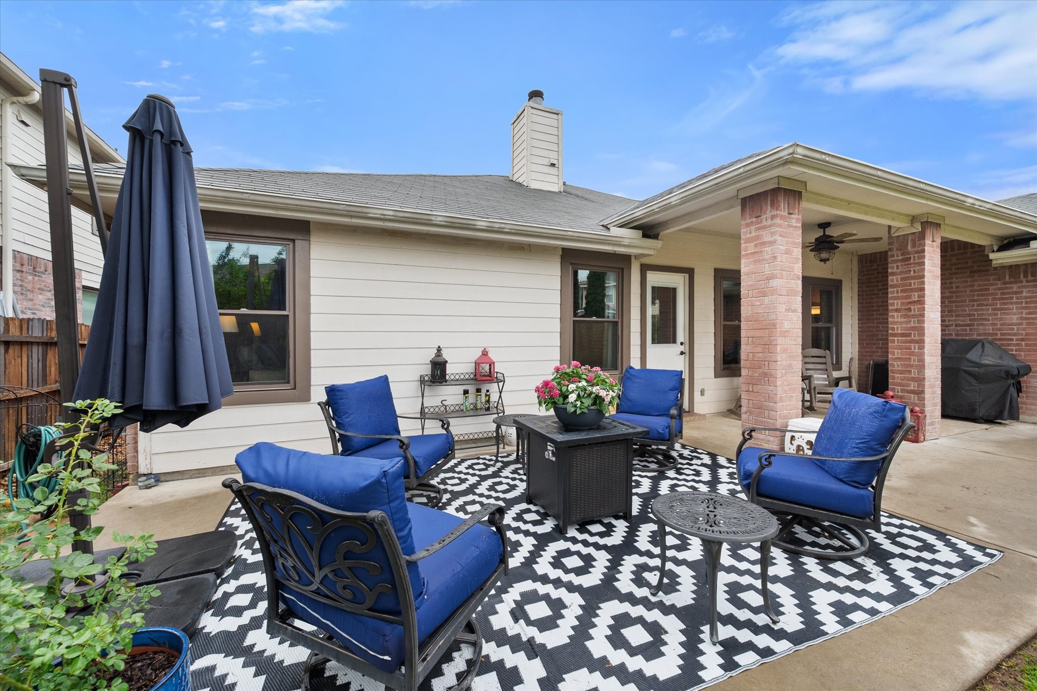 904 Lindstrom Drive Fort Worth TX 76131