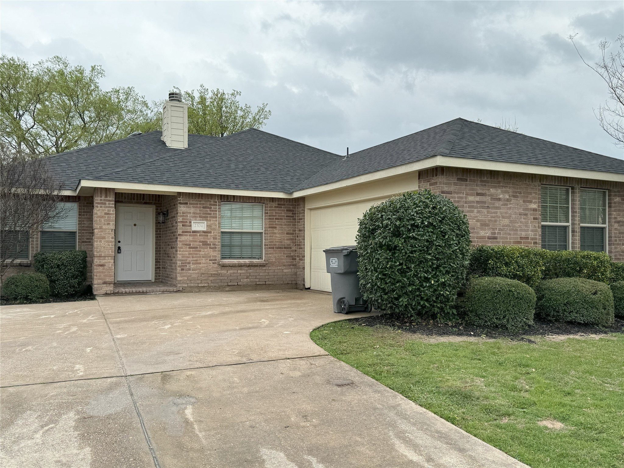 2304 Eastwood Drive Lancaster TX 75134