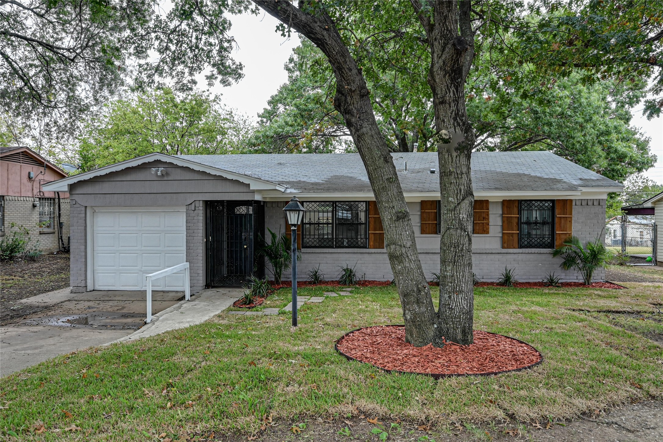 6216 Concerto Lane Dallas TX 75241