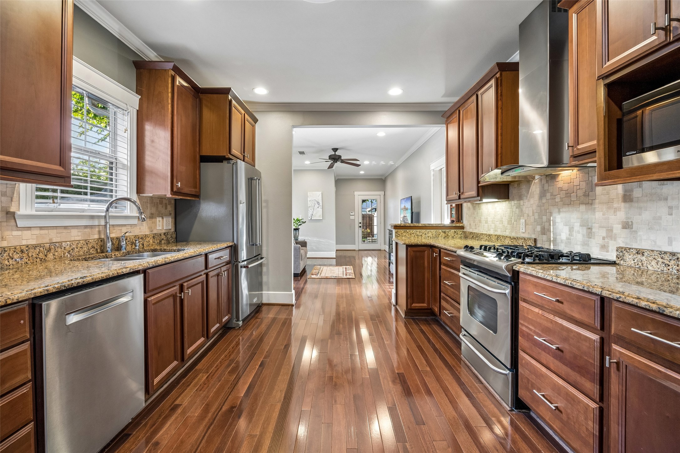5211 Willis Avenue Dallas TX 75206