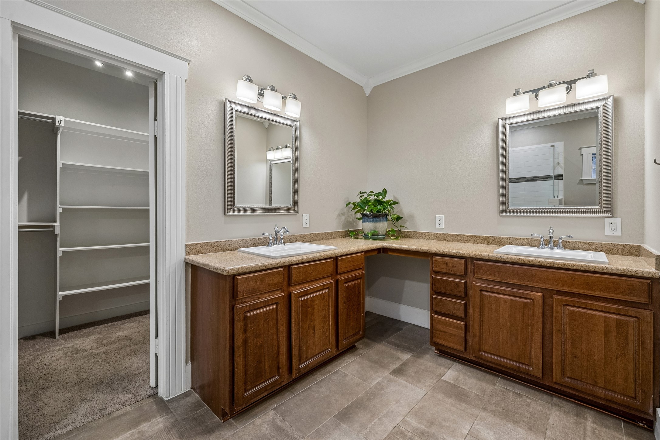 5211 Willis Avenue Dallas TX 75206