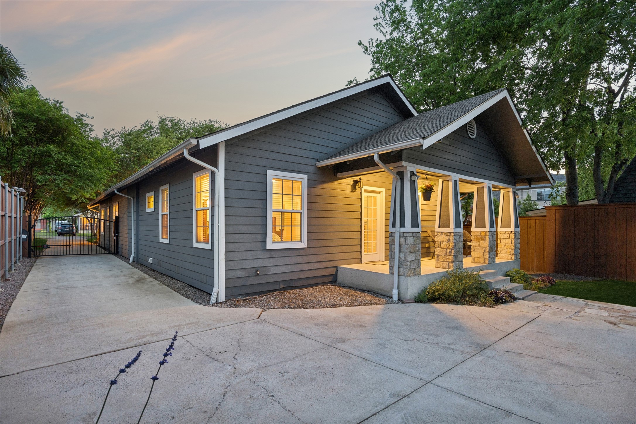 5211 Willis Avenue Dallas TX 75206