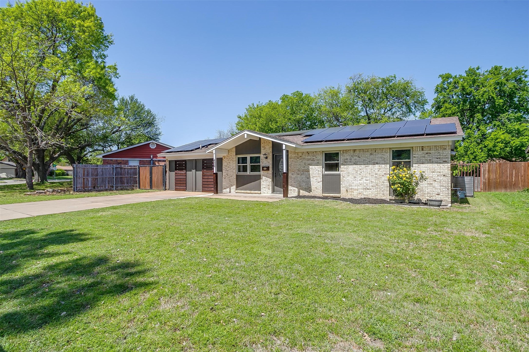 436 Nathan Street Burleson TX 76028