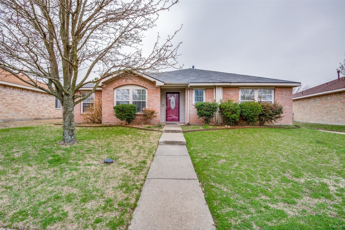155 Palm Drive Lancaster TX 75146