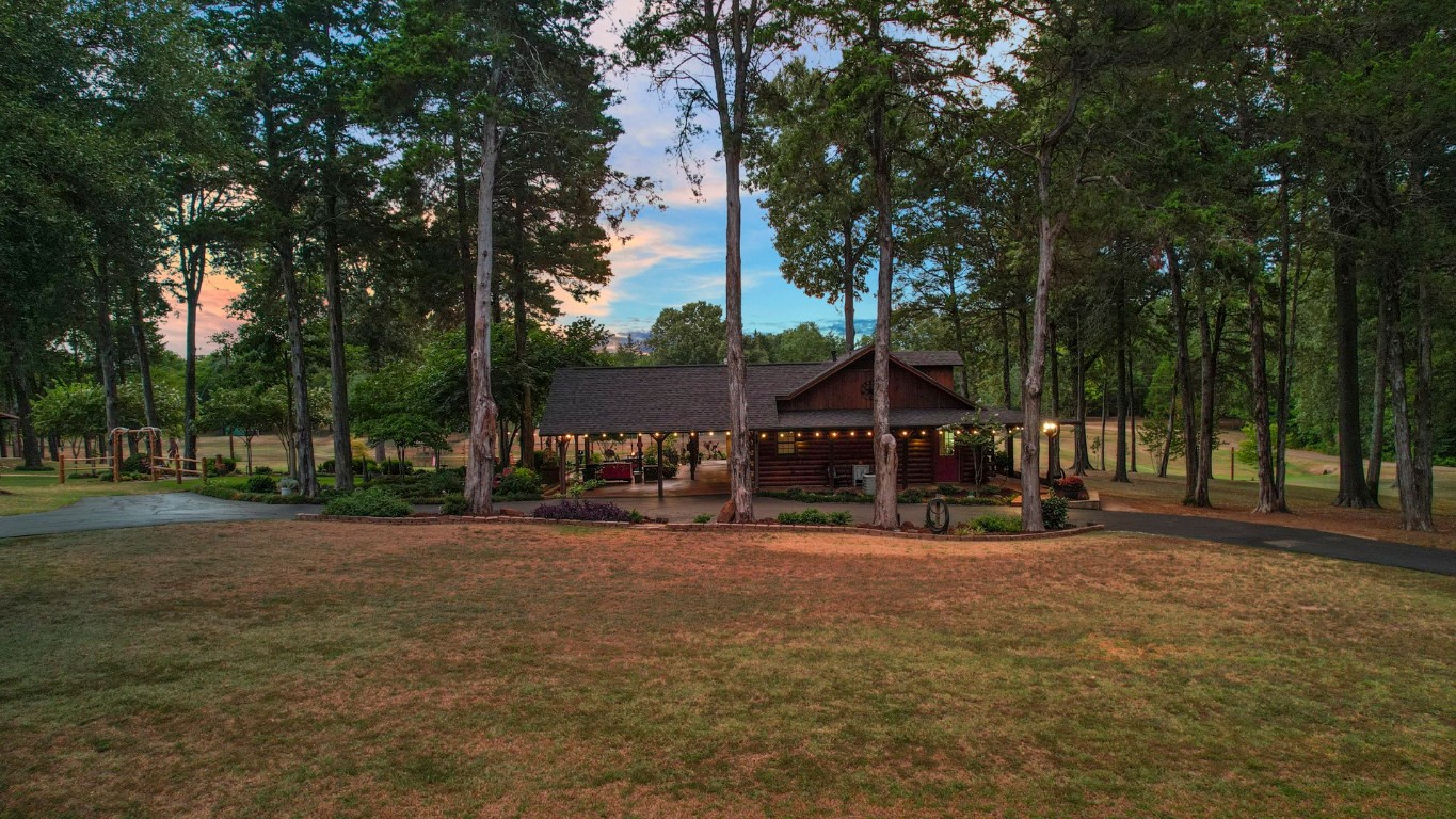 100 County Road 2835 Pittsburg TX 75686
