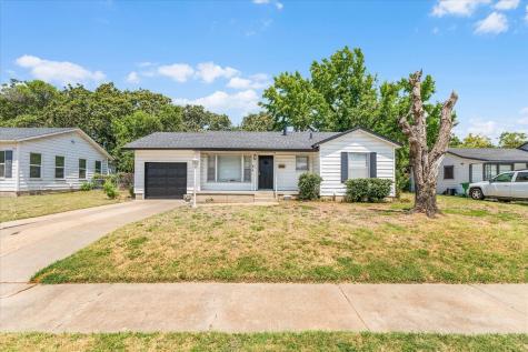 3825 Hollis Street Haltom City TX 76111
