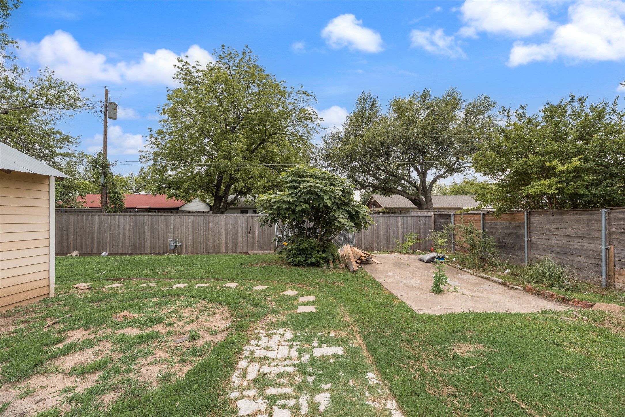 1207 Ridgeway Drive Richardson TX 75080