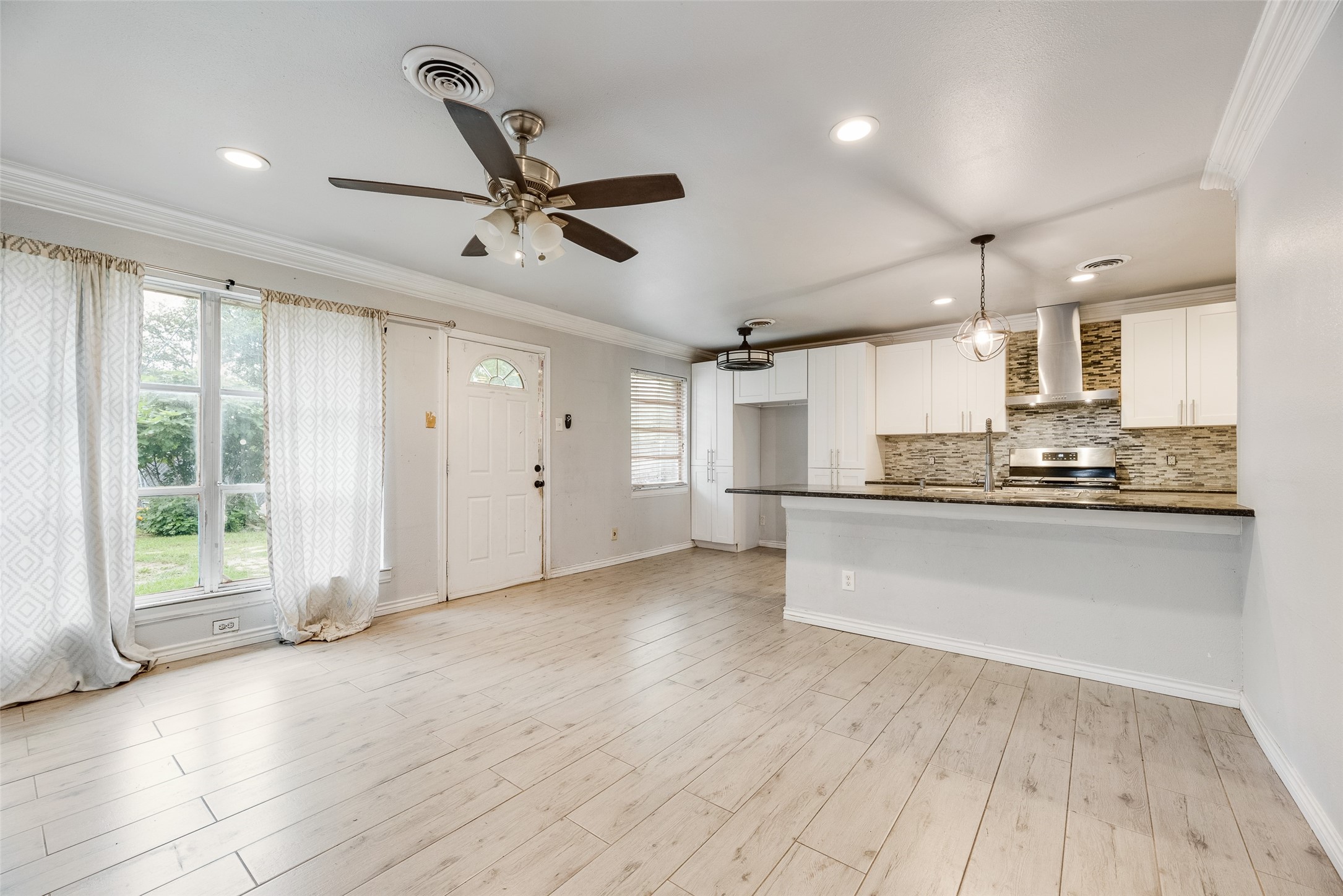 1207 Ridgeway Drive Richardson TX 75080