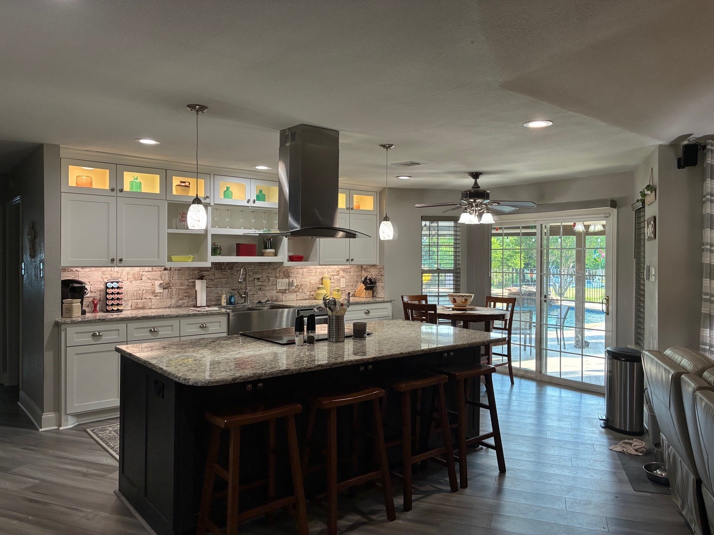 105 Elm Drive Oak Leaf TX 75154