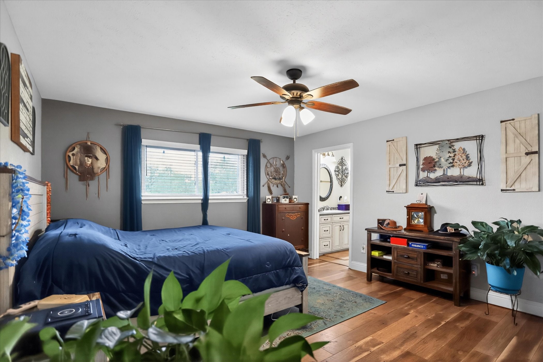 105 Elm Drive Oak Leaf TX 75154