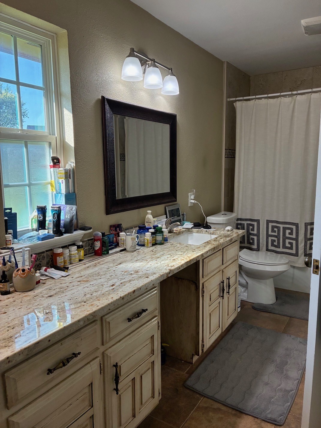 105 Elm Drive Oak Leaf TX 75154